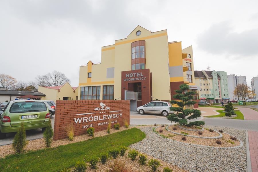 Hotel Wroblewscy Sieradz Exterior photo